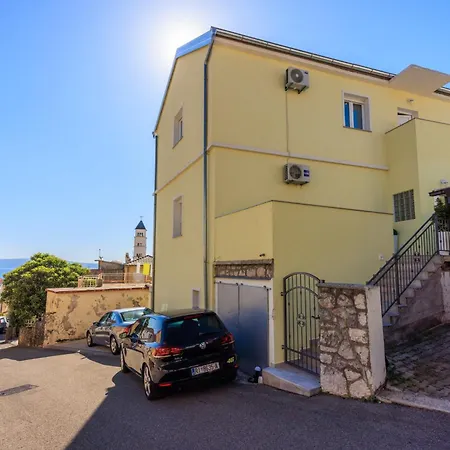 Filip Apartment *